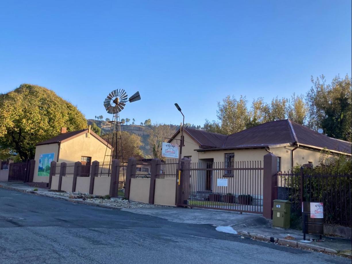 Cherry Lane Guest House Ficksburg Exterior foto